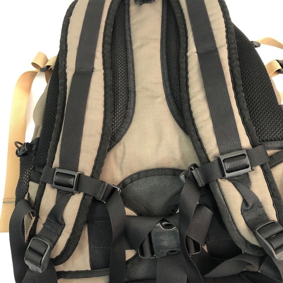 REI backpack - Picture 4 of 4